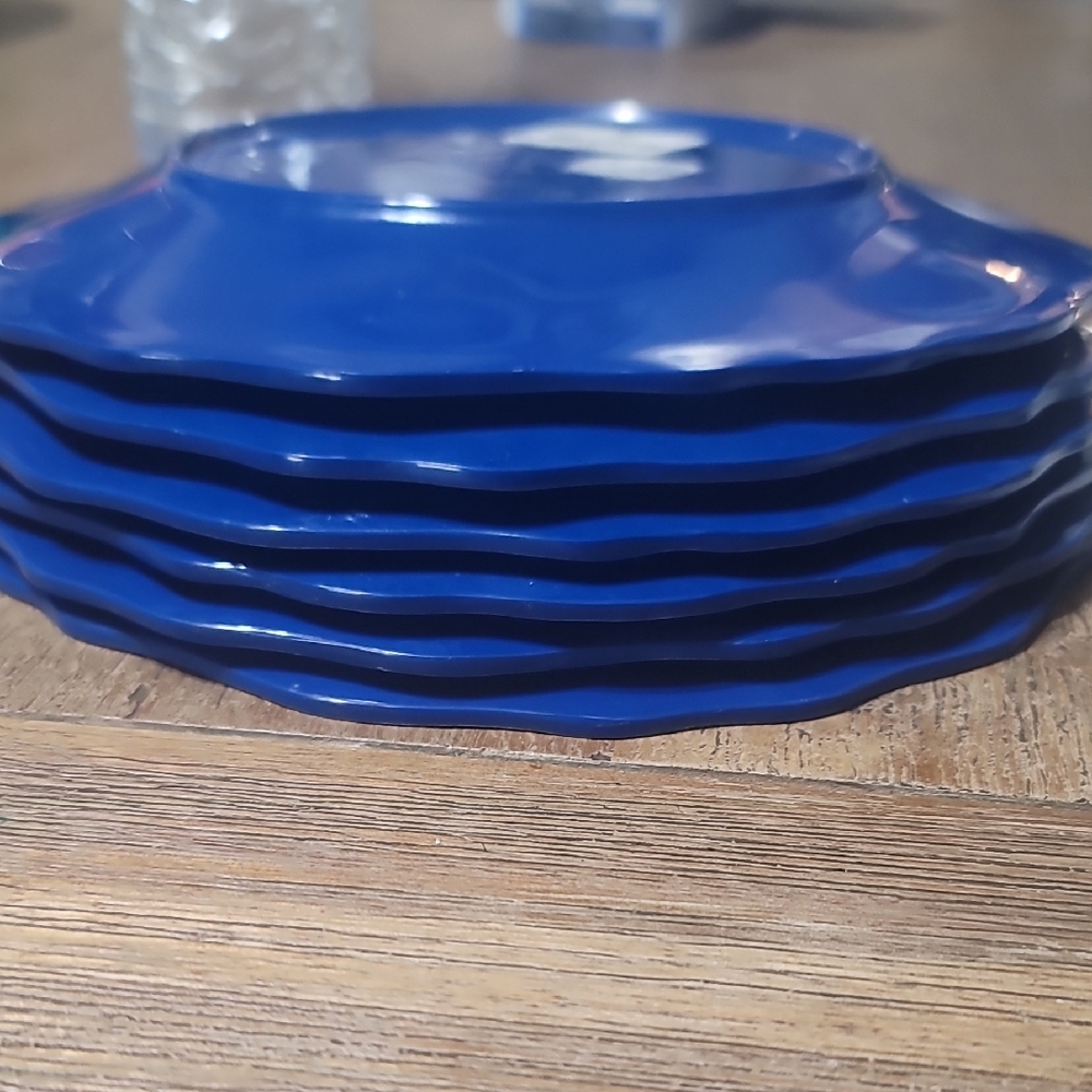 Blue Ruffle Salad Plates. Set Of 6. - Picture 3 of 4